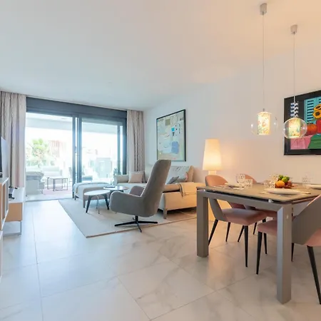 Miradores Del Sol - Fabulous In Cancelada